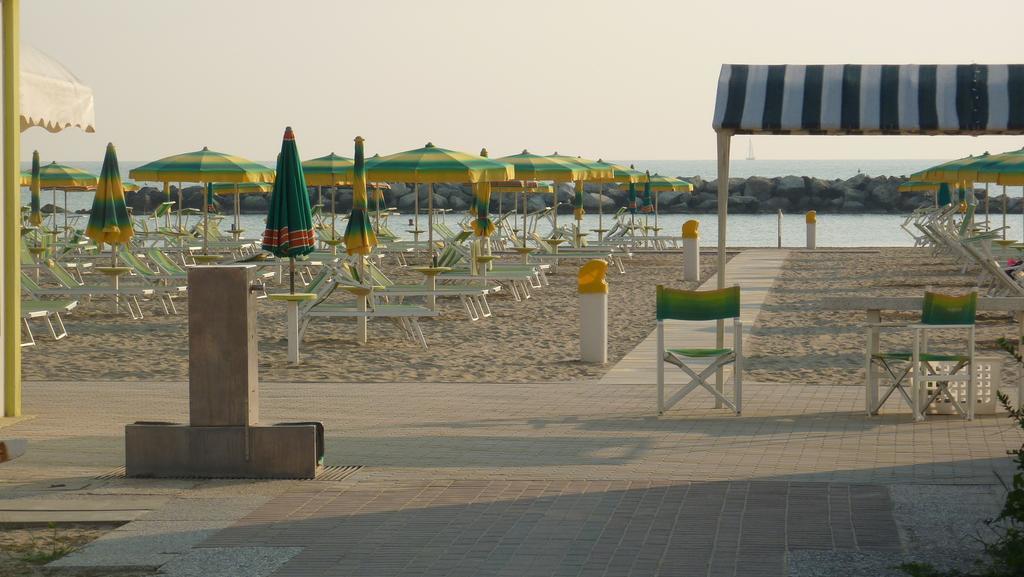 Hotel Samoa Rimini Exterior foto