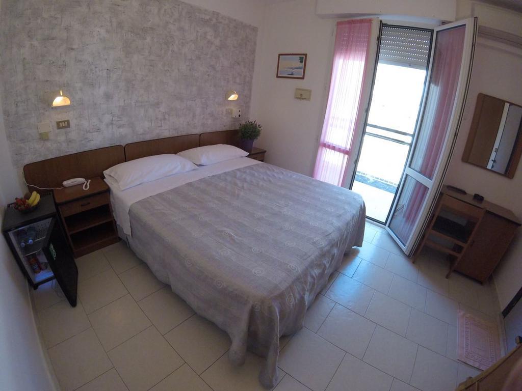Hotel Samoa Rimini Exterior foto